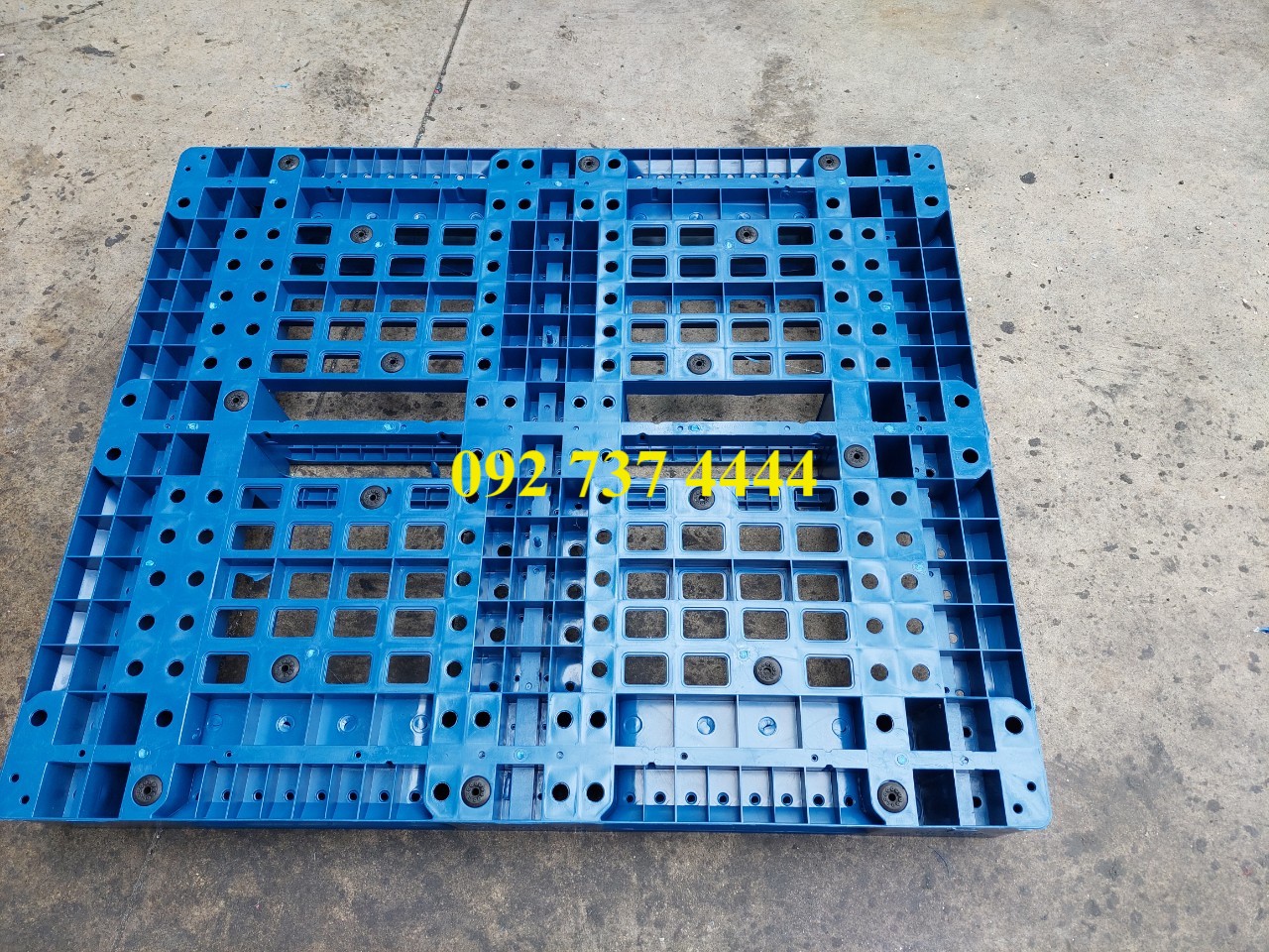 Pallet Nhựa (120x100x15) Màu Xanh